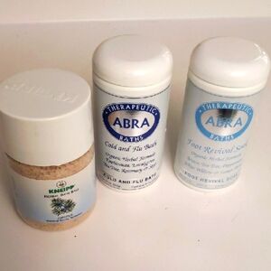 Brand new bundle of herbal bath salts (3)